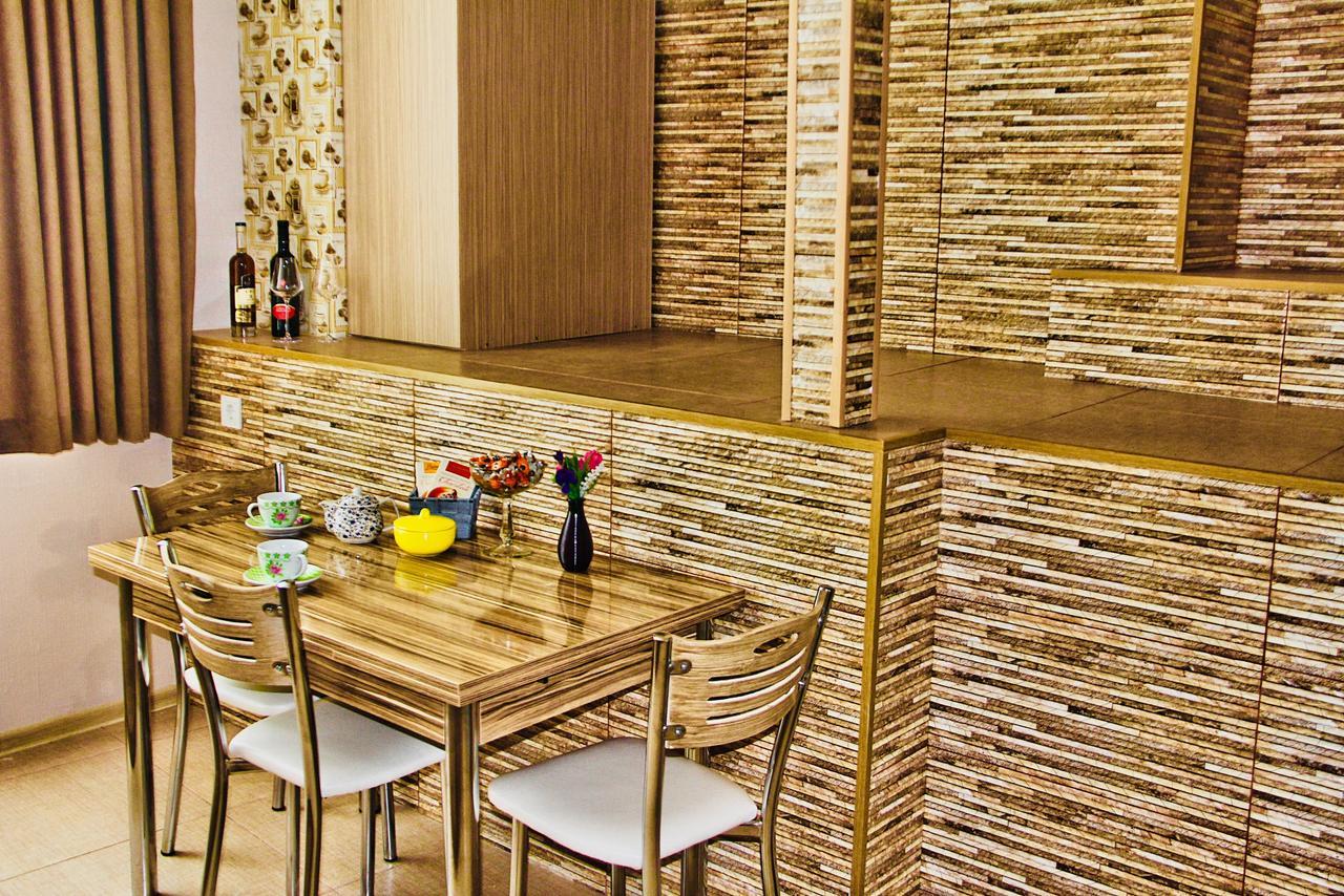 Holiday House Тбилиси Экстерьер фото