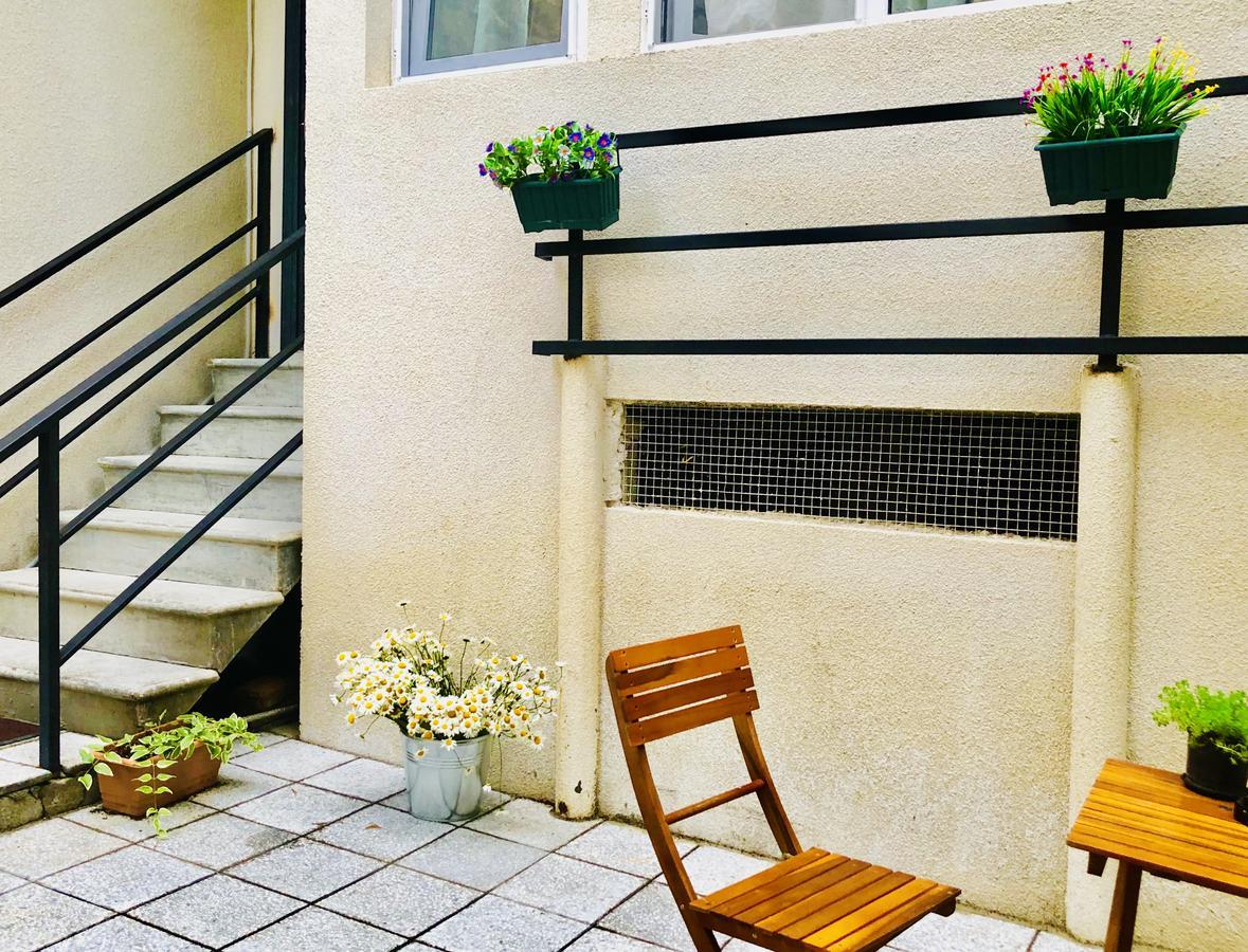 Holiday House Тбилиси Экстерьер фото